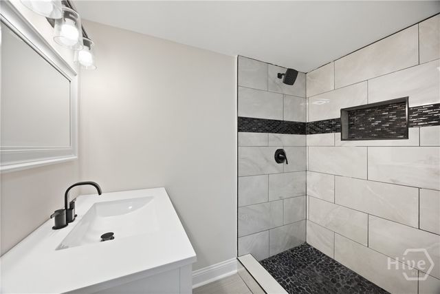 2010 Palmetto Avenue, Savannah, GA 31405