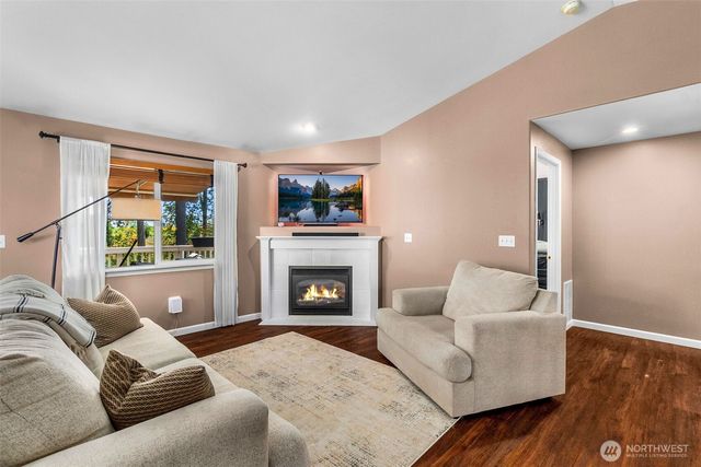 6920 179th Street Ct E, Puyallup, WA 98375
