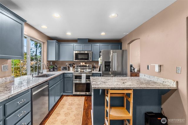 6920 179th Street Ct E, Puyallup, WA 98375