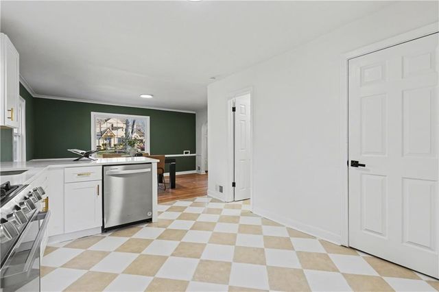 7316 Charlotte Street, Kansas City, MO 64131