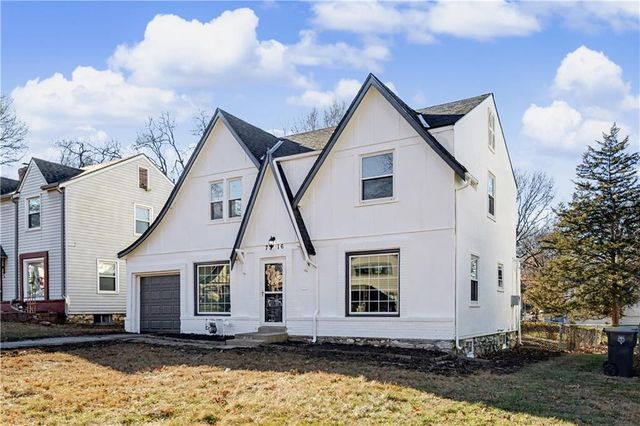 7316 Charlotte Street, Kansas City, MO 64131