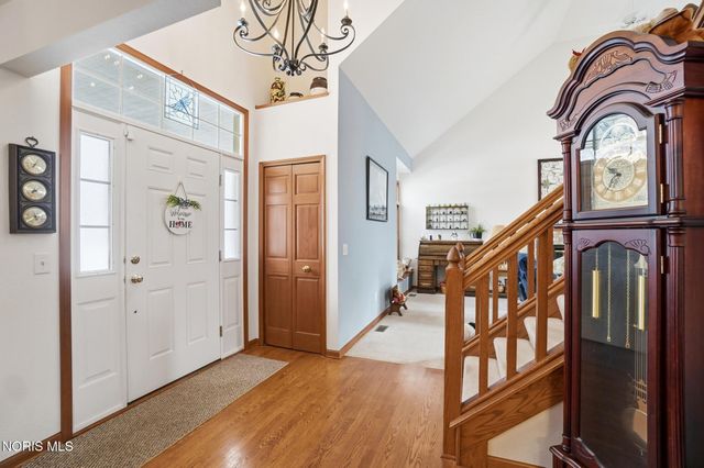 7223 Hunters Chase, Maumee, OH 43537