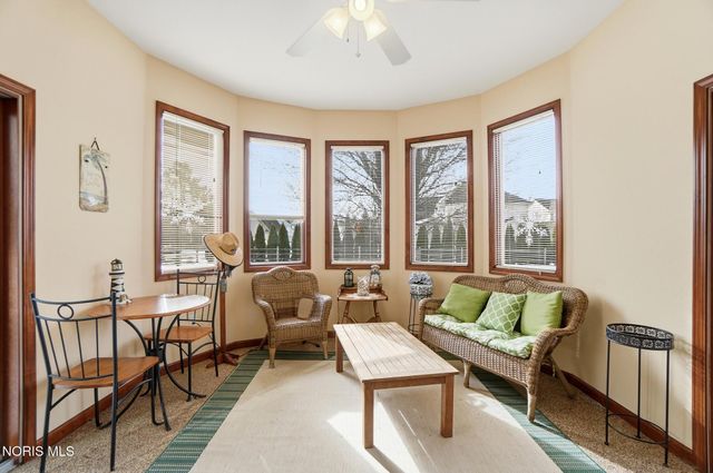 7223 Hunters Chase, Maumee, OH 43537