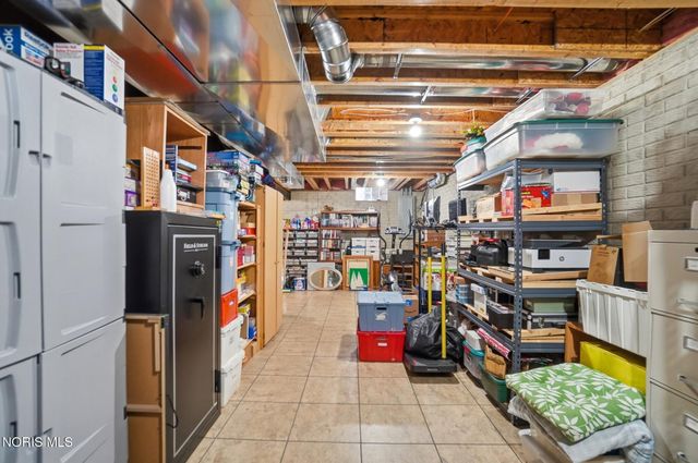 7223 Hunters Chase, Maumee, OH 43537