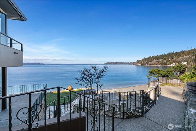 16331 Maplewild Avenue SW, Burien, WA 98166