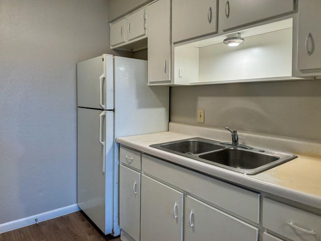 2101 6th Avenue N 7, Texas City, TX 77590