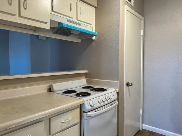 2101 6th Avenue N 7, Texas City, TX 77590