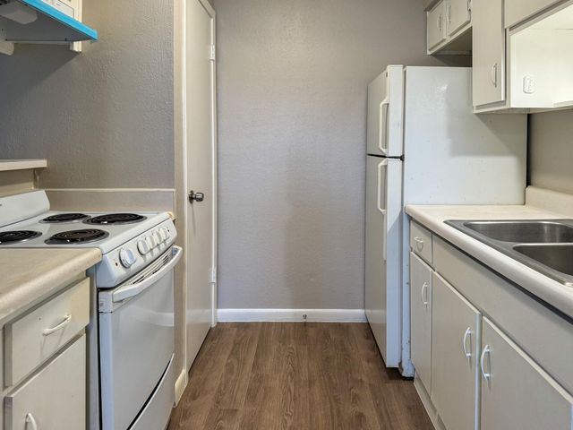 2101 6th Avenue N 7, Texas City, TX 77590