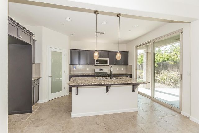 3113 Richert Avenue, Clovis, CA 93619