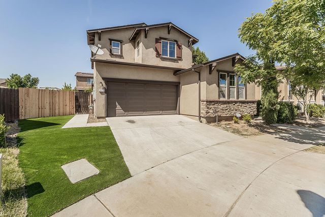 3113 Richert Avenue, Clovis, CA 93619