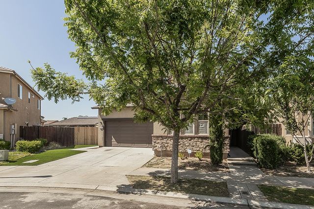 3113 Richert Avenue, Clovis, CA 93619