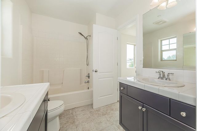 3113 Richert Avenue, Clovis, CA 93619