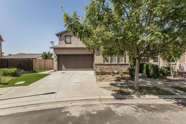 3113 Richert Avenue, Clovis, CA 93619
