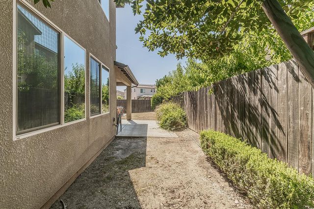 3113 Richert Avenue, Clovis, CA 93619