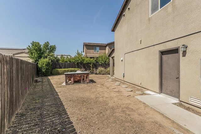 3113 Richert Avenue, Clovis, CA 93619