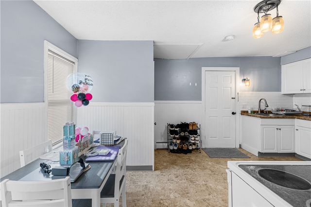 58 Read Avenue, Coventry, RI 02816