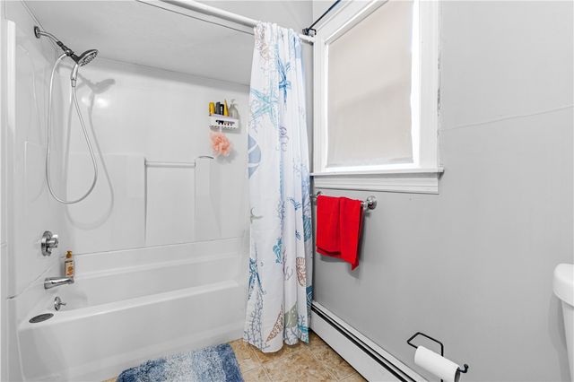 58 Read Avenue, Coventry, RI 02816