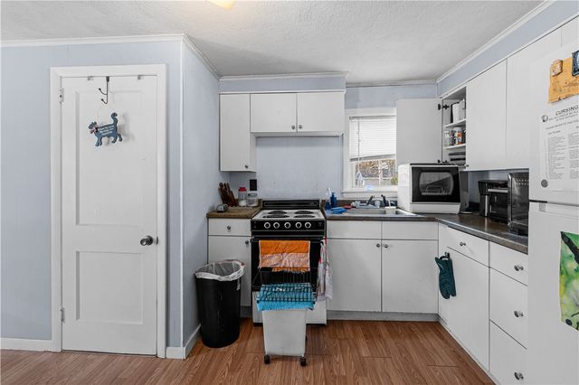 58 Read Avenue, Coventry, RI 02816