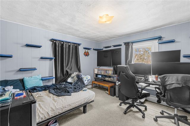 58 Read Avenue, Coventry, RI 02816