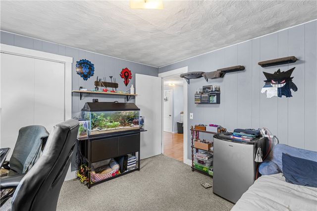 58 Read Avenue, Coventry, RI 02816