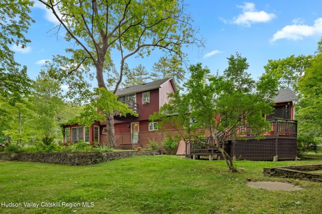 2323 Glasco Turnpike, Woodstock, NY 12498
