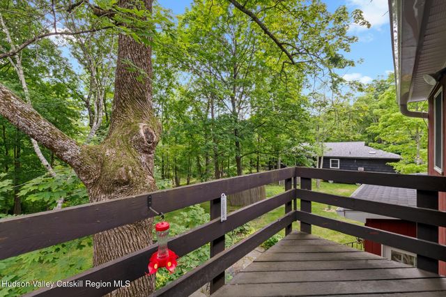 2323 Glasco Turnpike, Woodstock, NY 12498