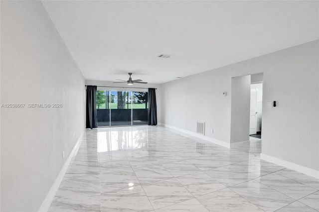 9540 NW 65th St D8, Tamarac, FL 33321