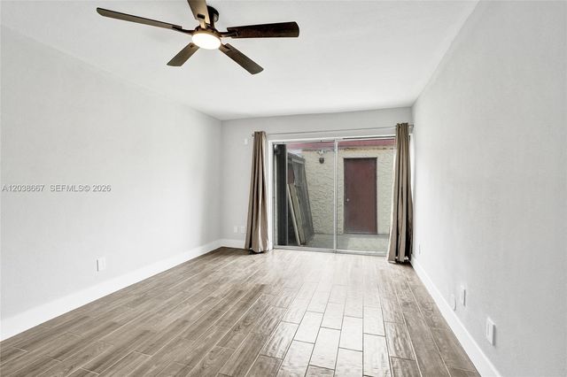 9540 NW 65th St D8, Tamarac, FL 33321