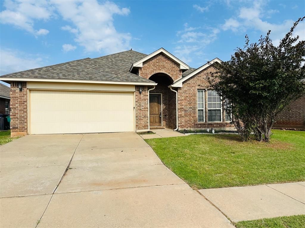 Image 1 of property listing at 19448 Currant Drive, Edmond, OK 73012