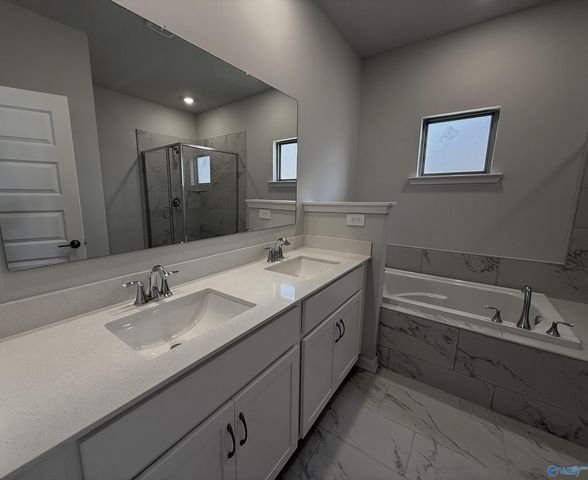 212 Cobbdale Park Drive, Harvest, AL 35749
