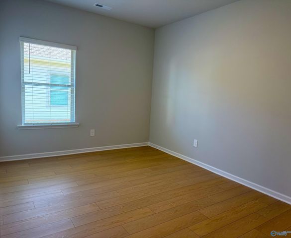 212 Cobbdale Park Drive, Harvest, AL 35749