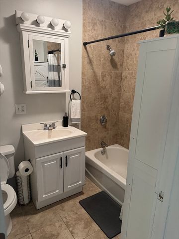 53 Trident 303, Winthrop, MA 02152