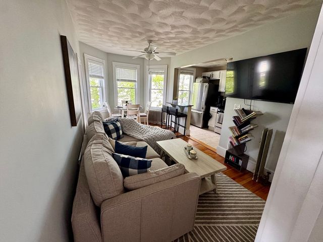 53 Trident 303, Winthrop, MA 02152