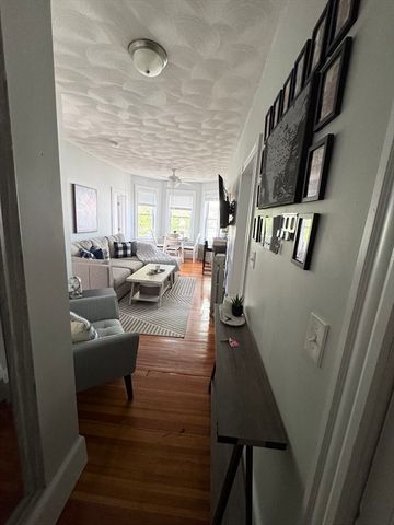 53 Trident 303, Winthrop, MA 02152