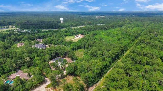 22 Majestic Falls Dr Drive, Houston, TX 77339