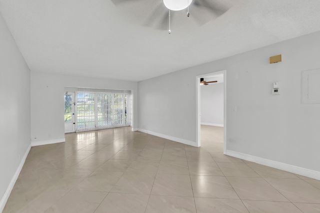 13950 Via Flora B, Delray Beach, FL 33484