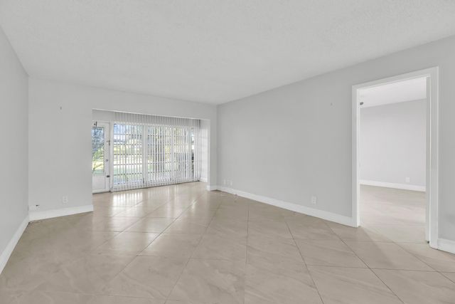 13950 Via Flora B, Delray Beach, FL 33484