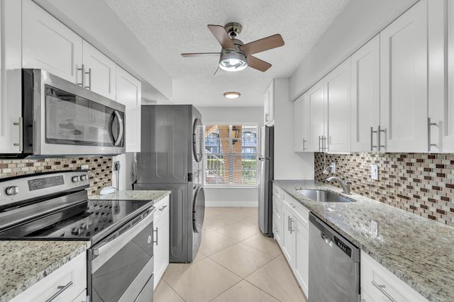 13950 Via Flora B, Delray Beach, FL 33484
