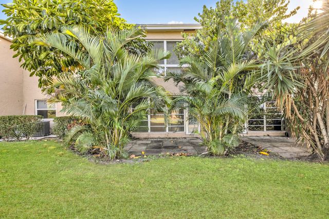 13950 Via Flora B, Delray Beach, FL 33484