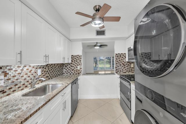 13950 Via Flora B, Delray Beach, FL 33484