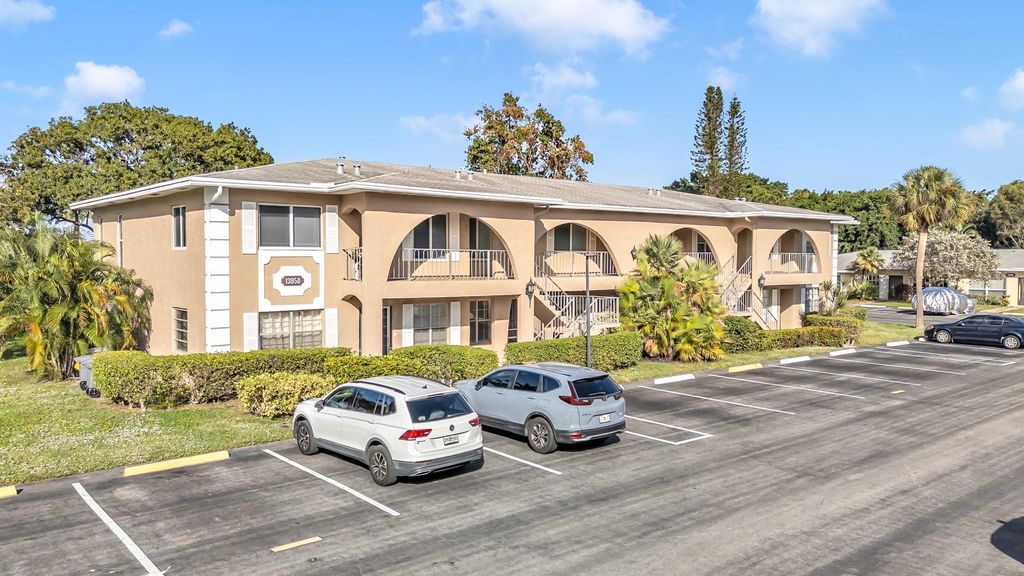 13950 Via Flora B, Delray Beach, FL 33484