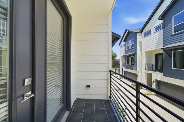 1400 Cedar Post Lane, Houston, TX 77055