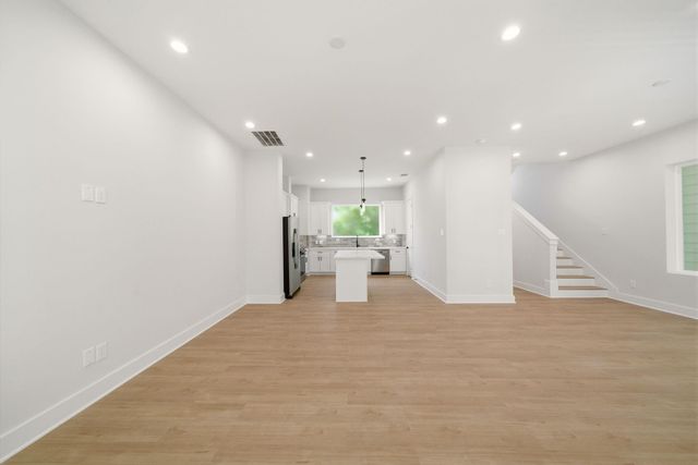 1400 Cedar Post Lane, Houston, TX 77055