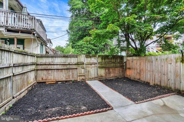 1833 N 2ND ST, Harrisburg, PA 17102