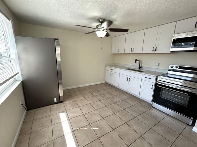 275 PINEAPPLE STREET B, Englewood, FL 34223