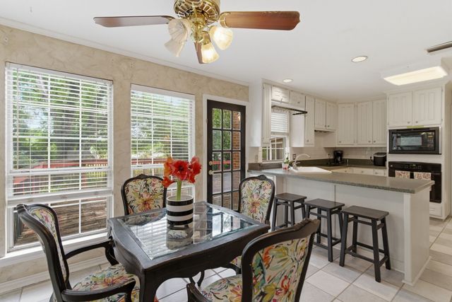 428 Moran Drive, Highland Village, TX 75077