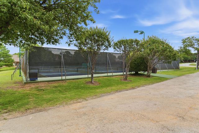 428 Moran Drive, Highland Village, TX 75077