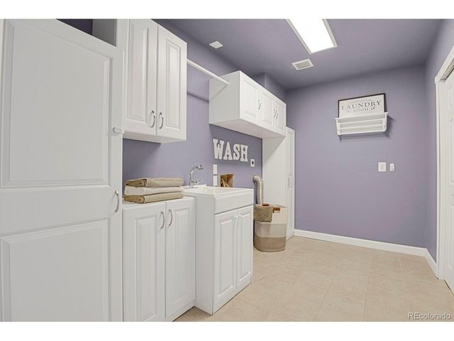 8103 N Saguaro Ridge Rd, Parker, CO 80138