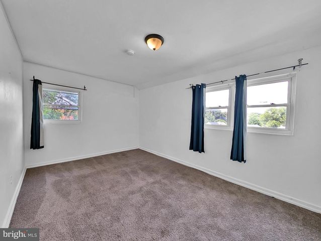 5540 60TH AVE, Riverdale, MD 20737