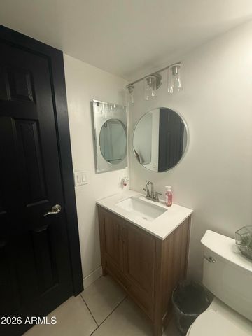 5614 W MONTE VISTA Road, Phoenix, AZ 85035